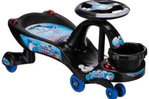 Panda Swing car from Amazon-Brand Jam & Honey Shark style in black and blue color